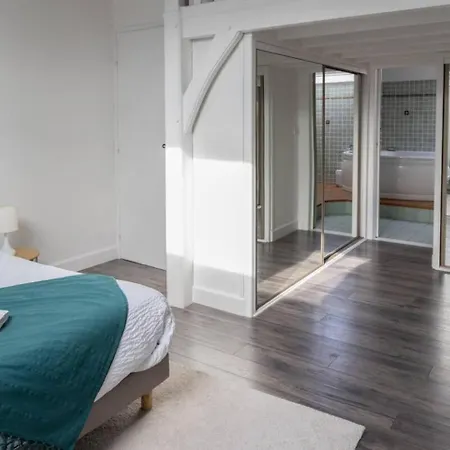 Le Loft Des Artistes - Repas & Vins Possibles Sur Demande 公寓 *